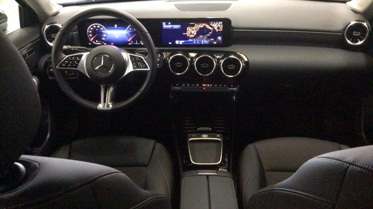 Foto Mercedes-Benz Clase A 8