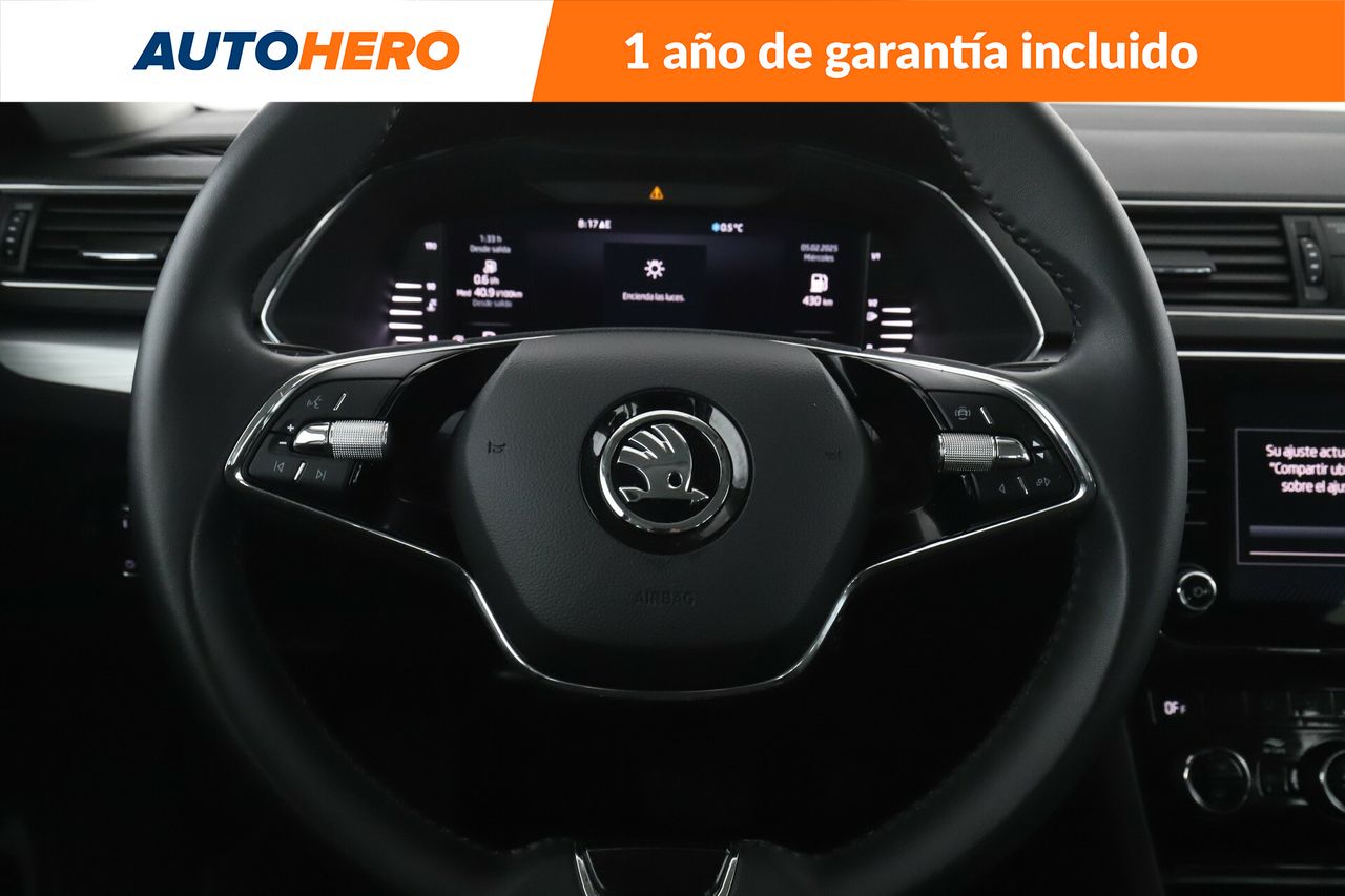Foto Skoda Superb 29