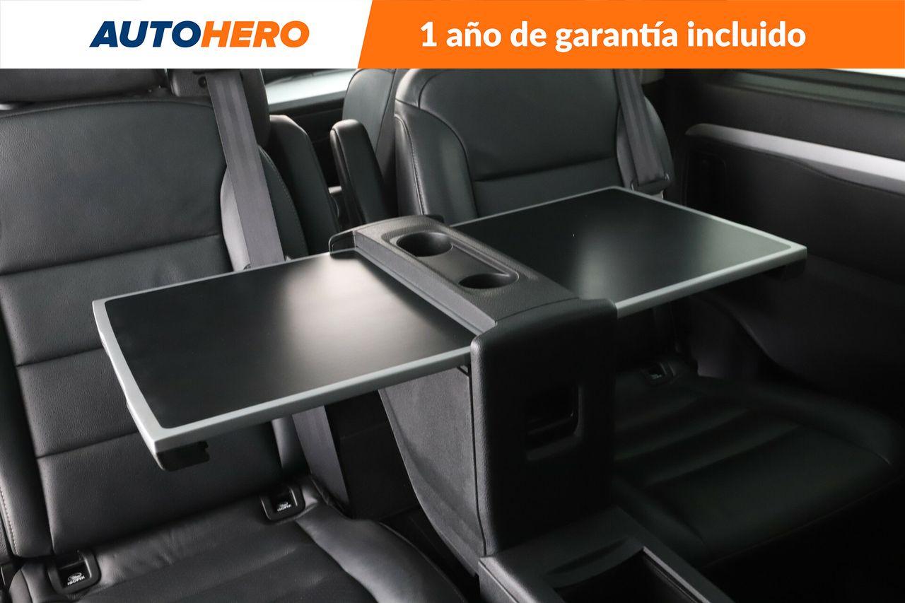 Foto Peugeot Traveller 23
