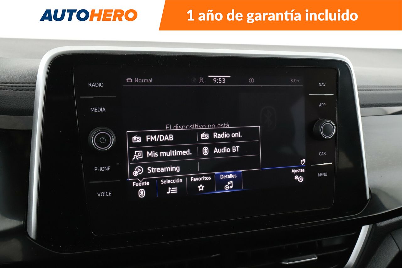 Foto Volkswagen T-Roc 24