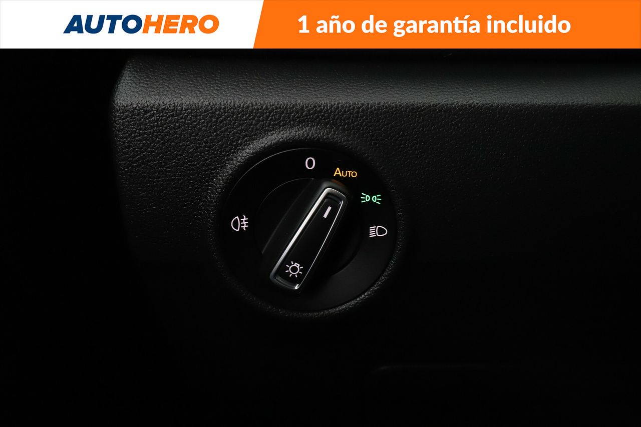 Foto Volkswagen T-Roc 31