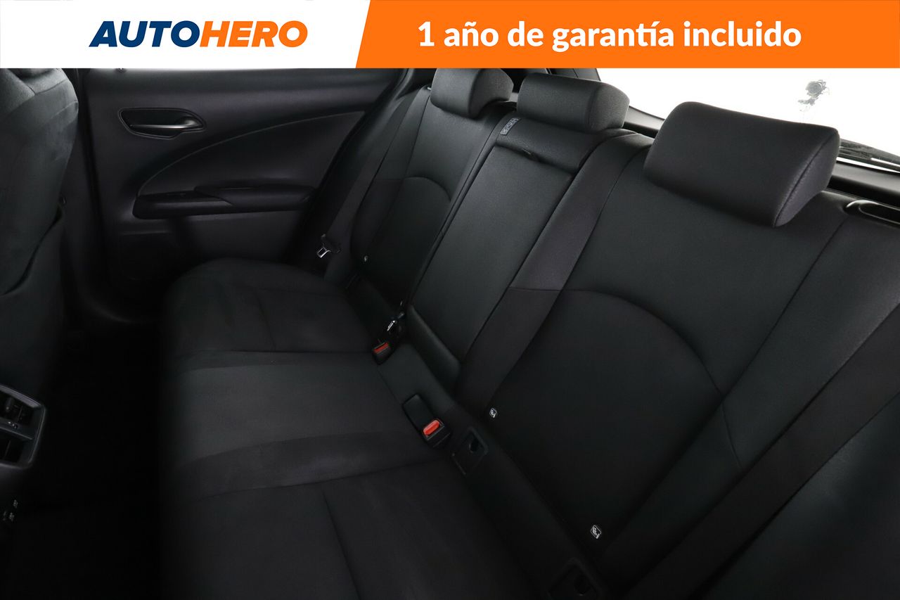 Foto Lexus UX 14