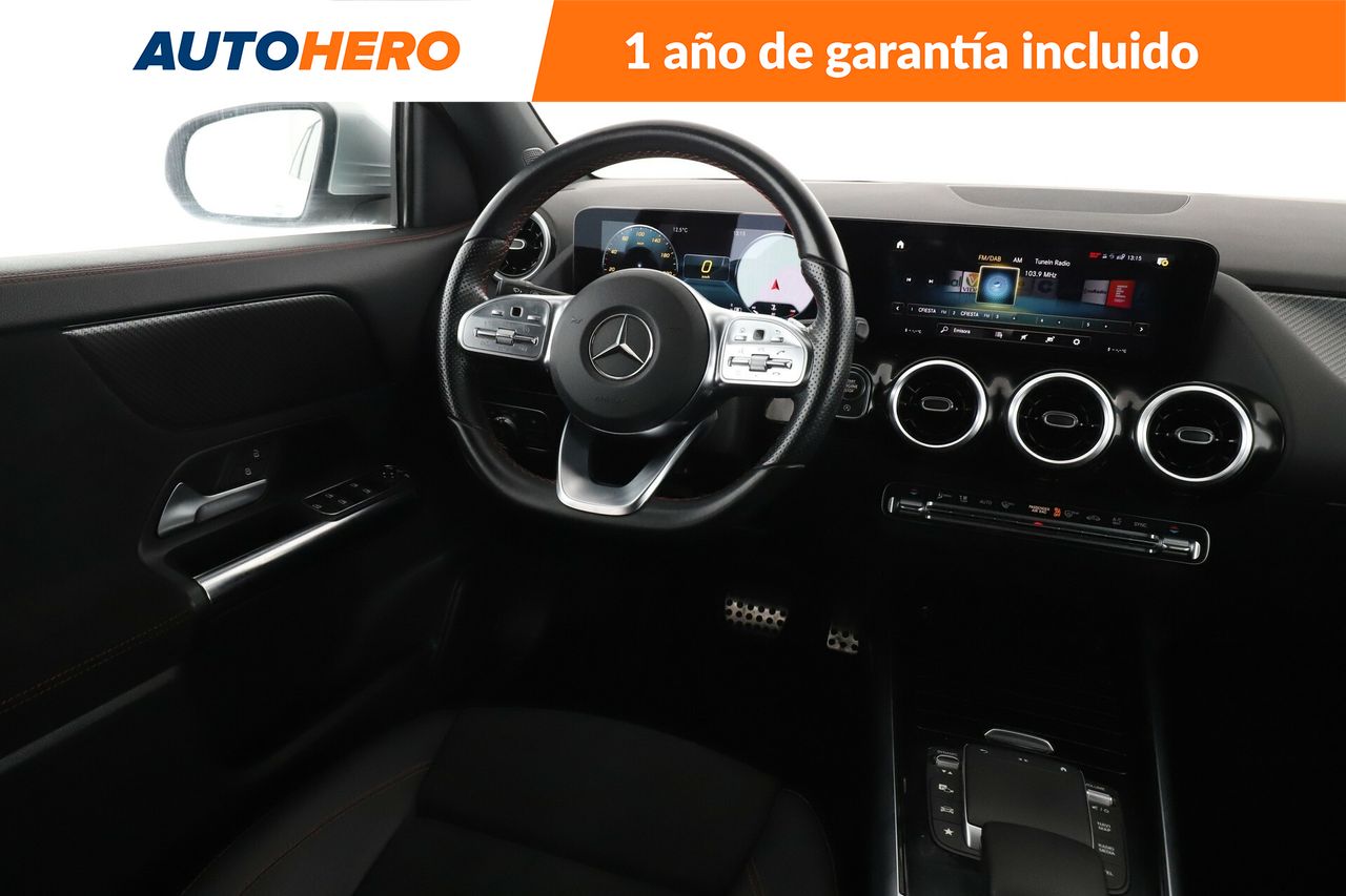 Foto Mercedes-Benz Clase GLA 13