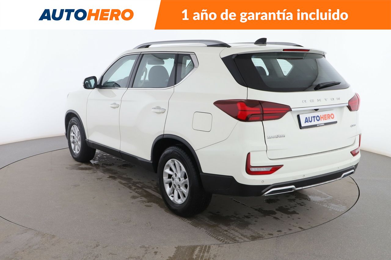 Foto SsangYong Rexton 3