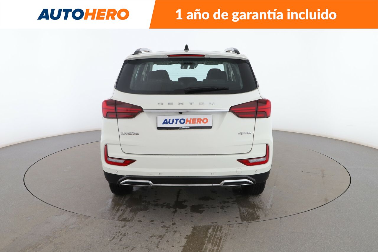 Foto SsangYong Rexton 4
