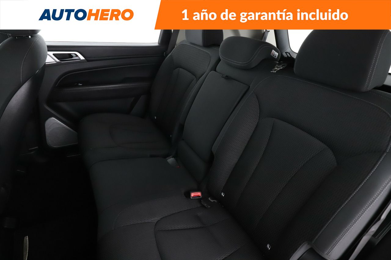 Foto SsangYong Rexton 14