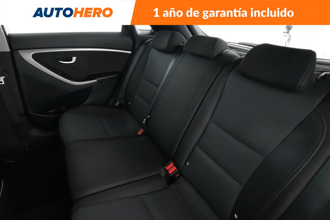 Foto Hyundai i30 15