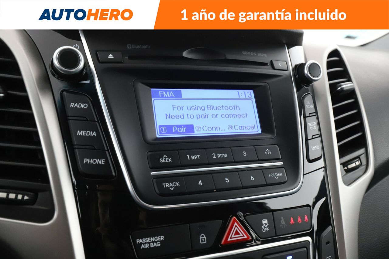 Foto Hyundai i30 23