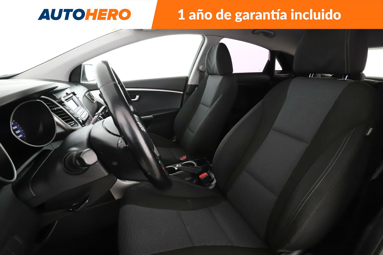 Foto Hyundai i30 10