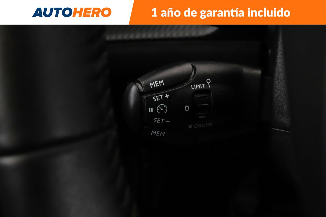 Foto Peugeot 2008 23