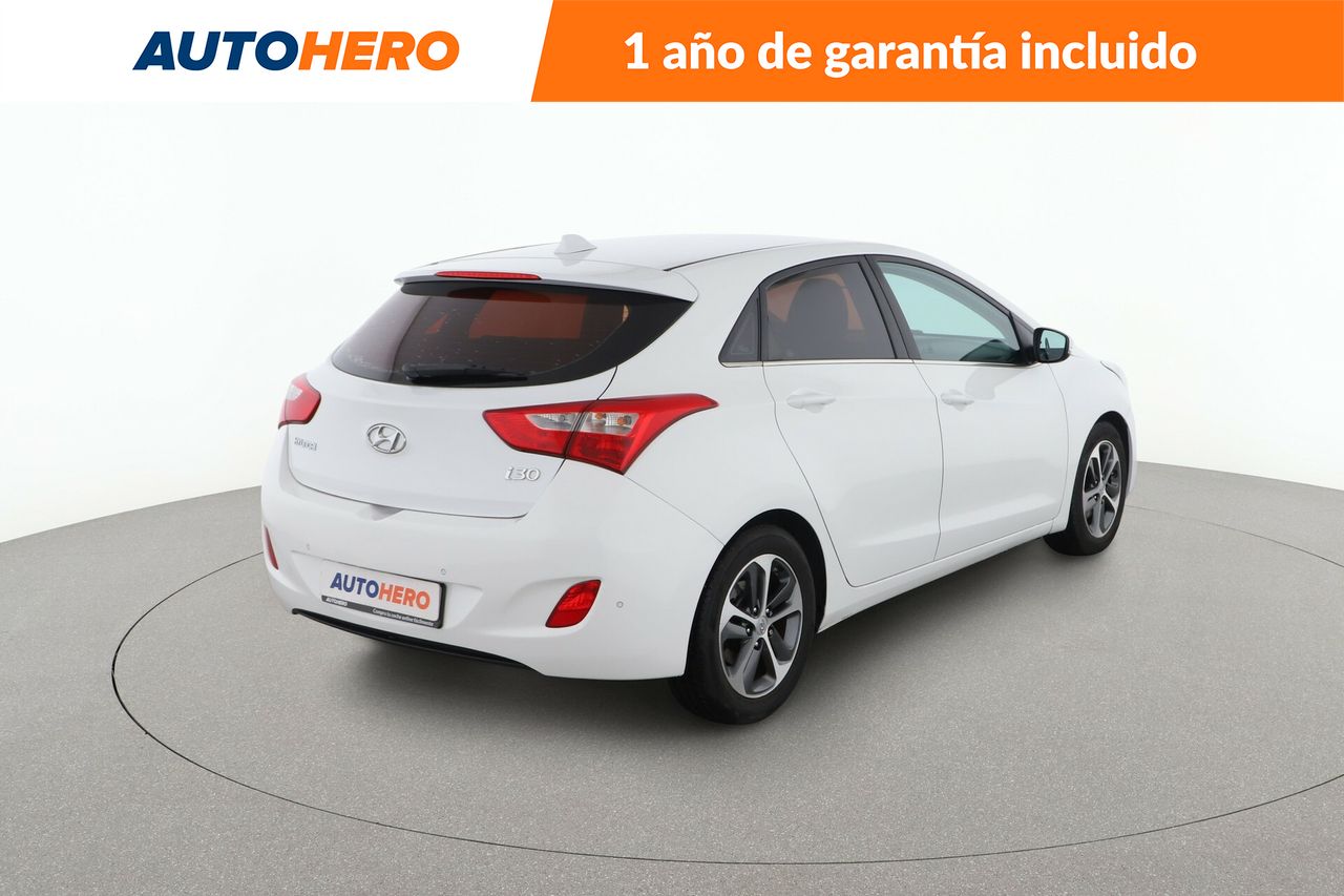 Foto Hyundai i30 5