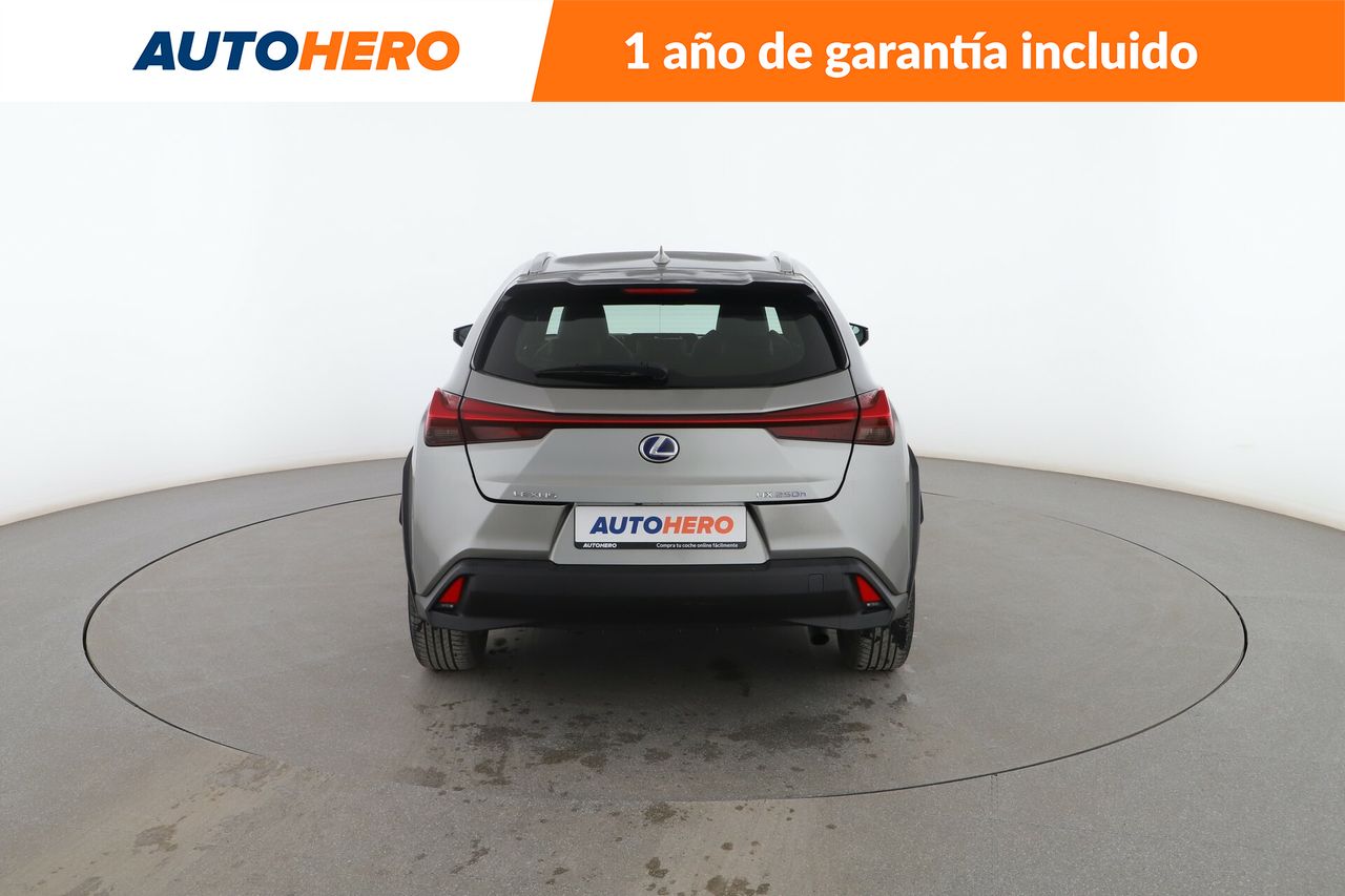 Foto Lexus UX 4