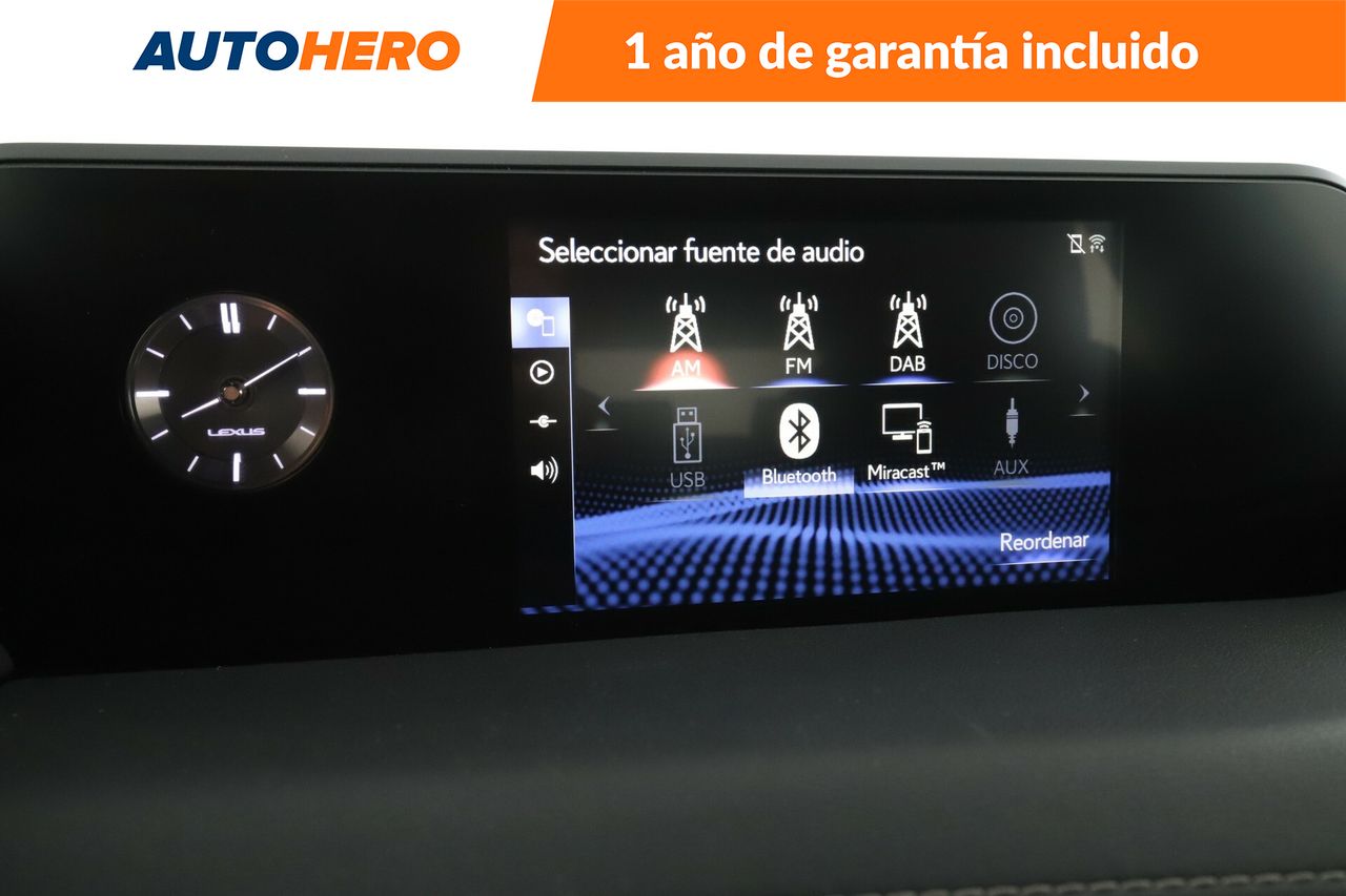 Foto Lexus UX 28