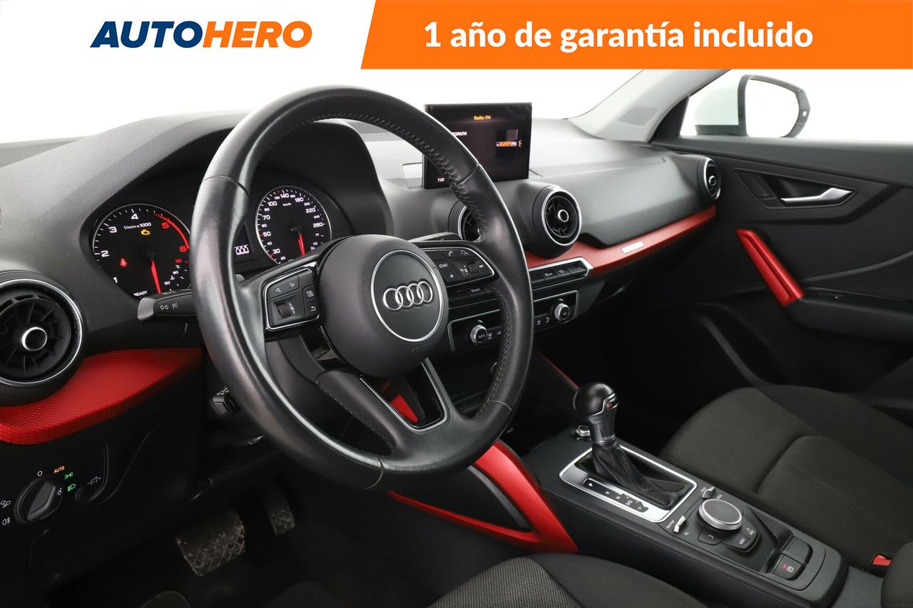 Foto Audi Q2 11