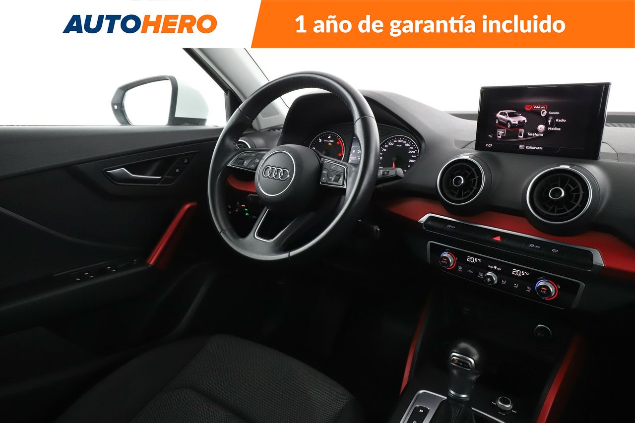 Foto Audi Q2 13