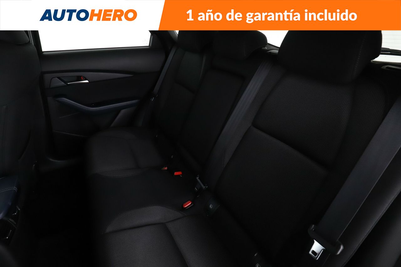 Foto Mazda CX-30 14