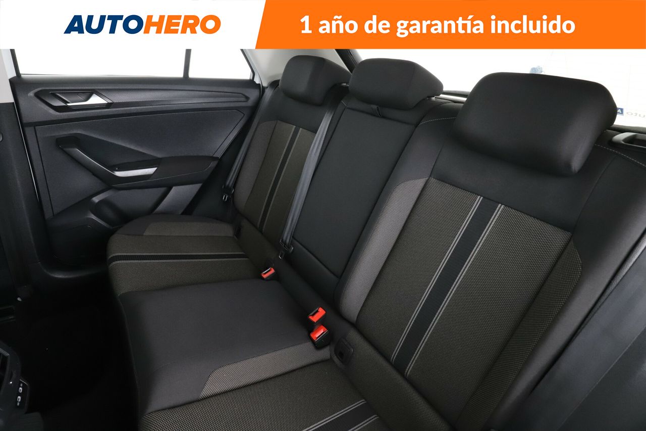 Foto Volkswagen T-Roc 15