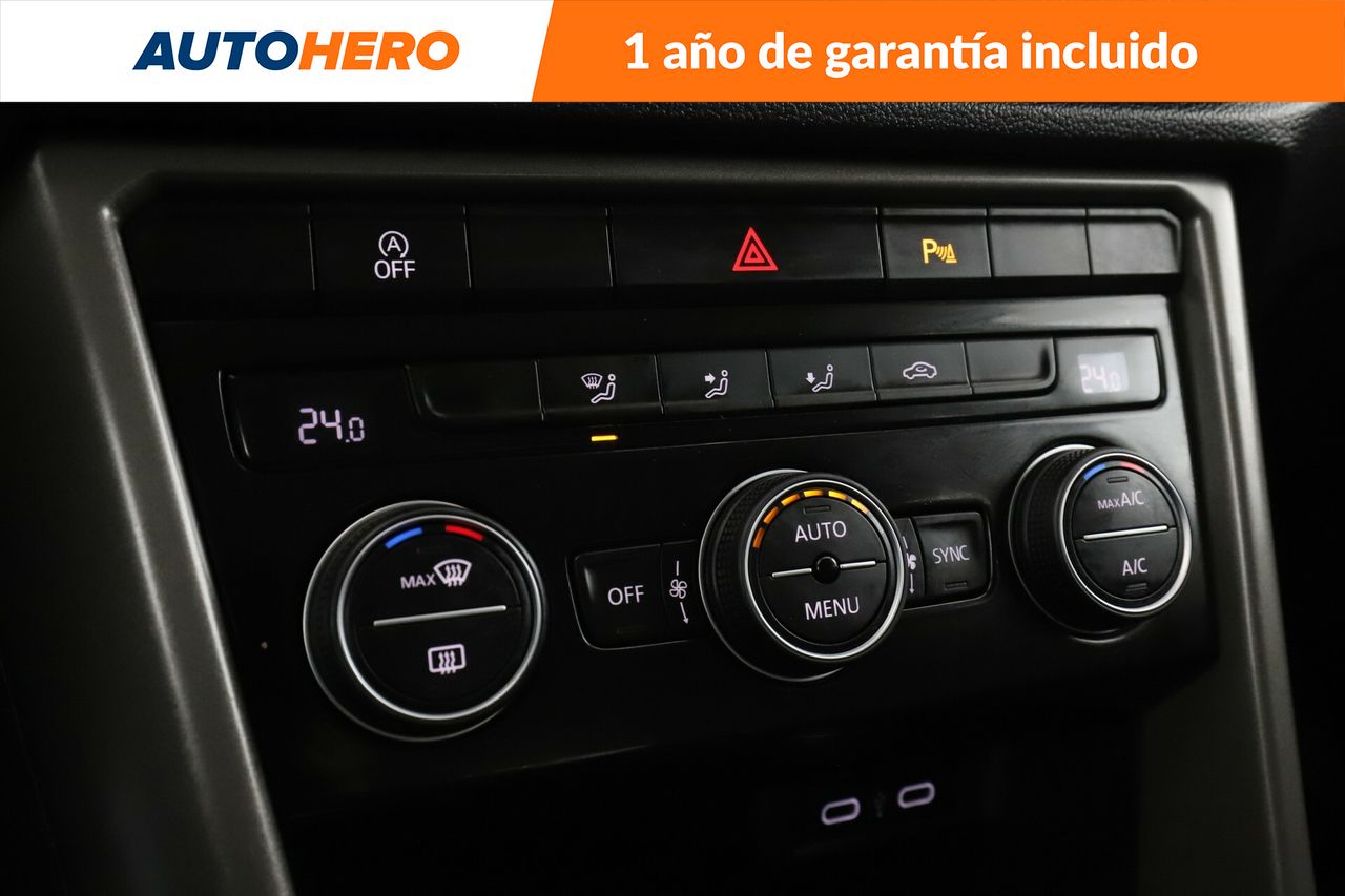 Foto Volkswagen T-Roc 30
