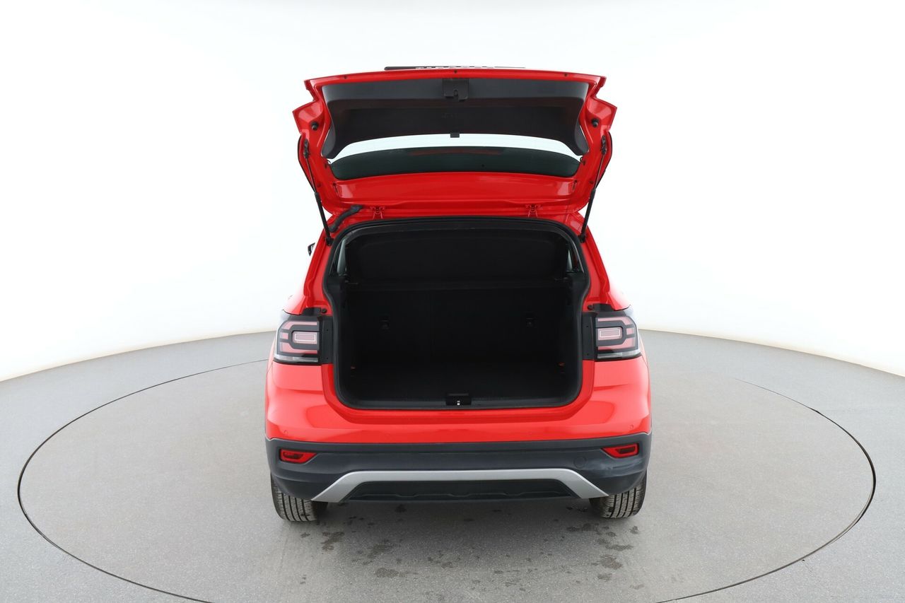 Foto Volkswagen T-Cross 16