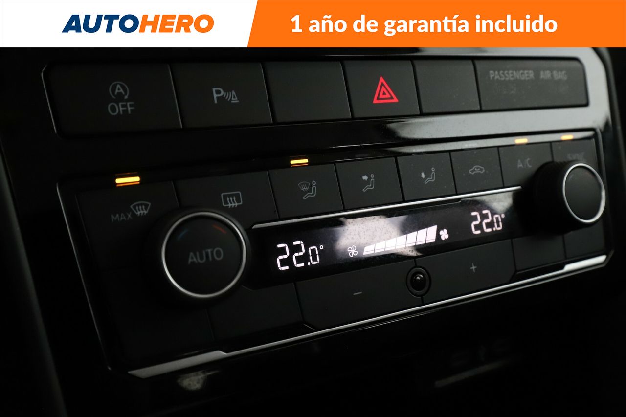 Foto Volkswagen T-Cross 21