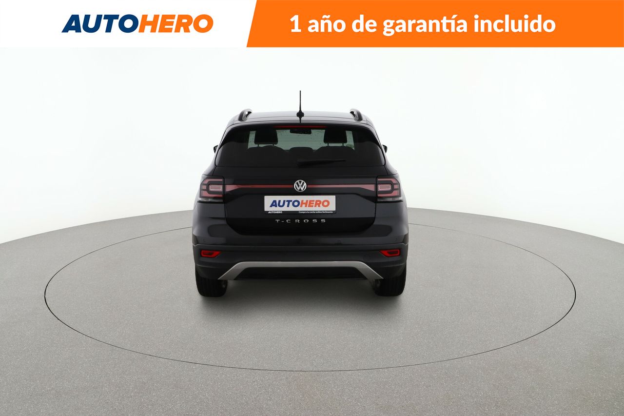 Foto Volkswagen T-Cross 4