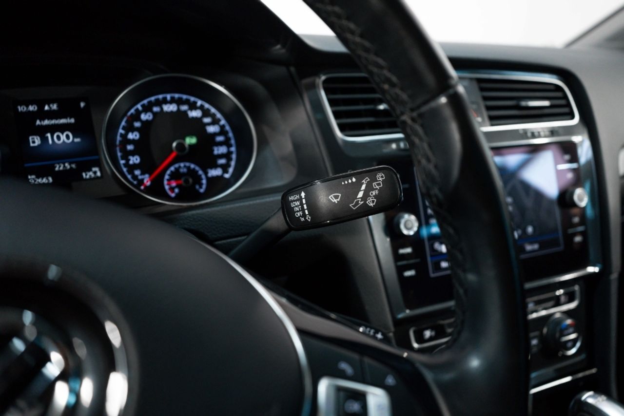 Foto Volkswagen Golf 16