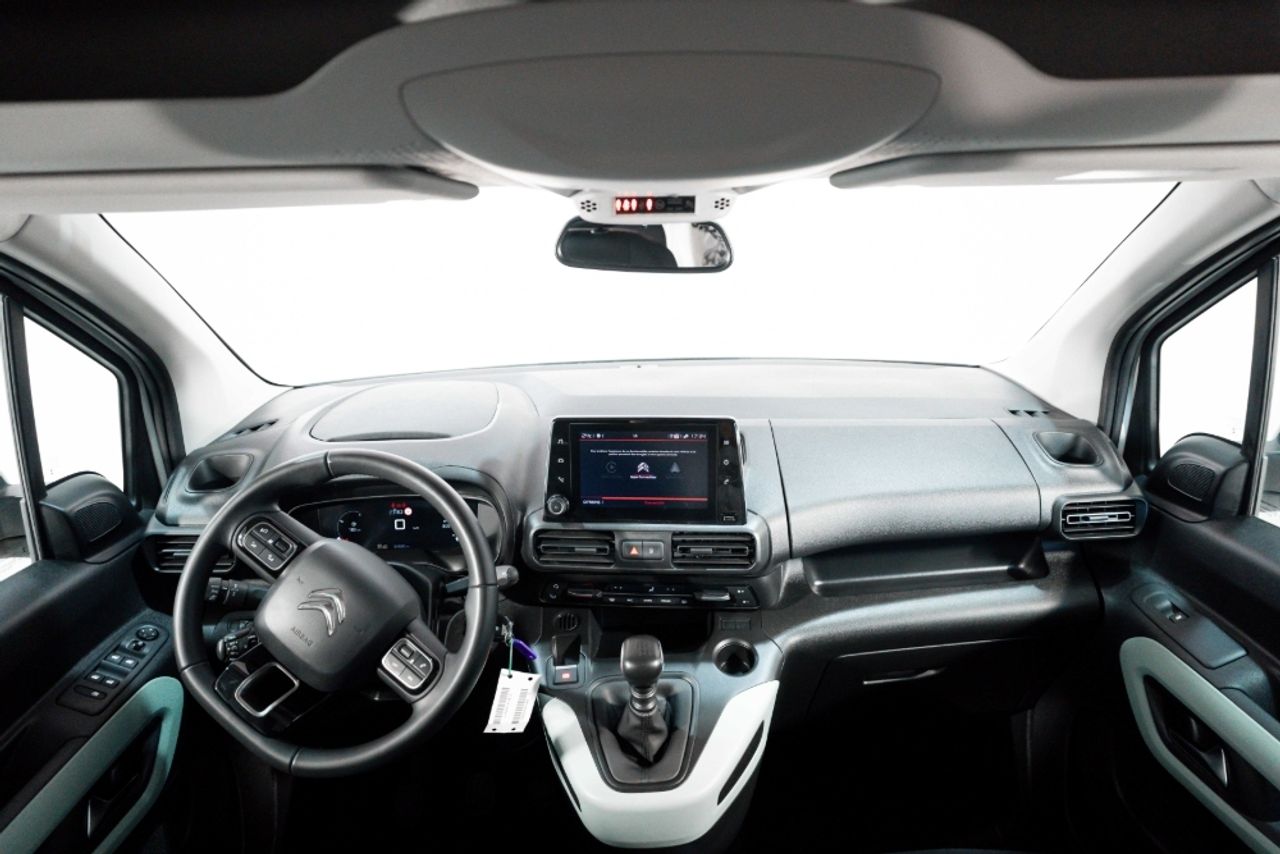 Foto Citroën Berlingo 24