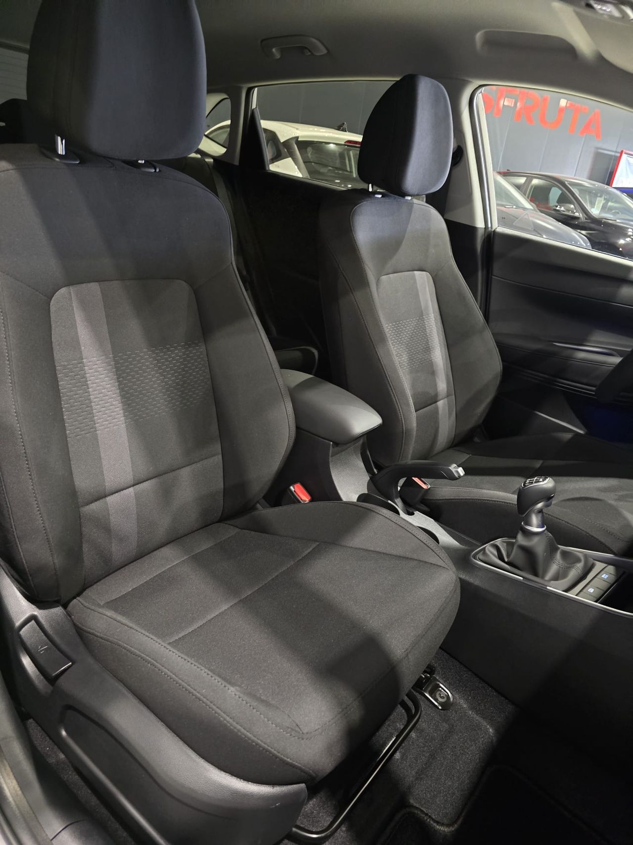 Foto Hyundai i20 4