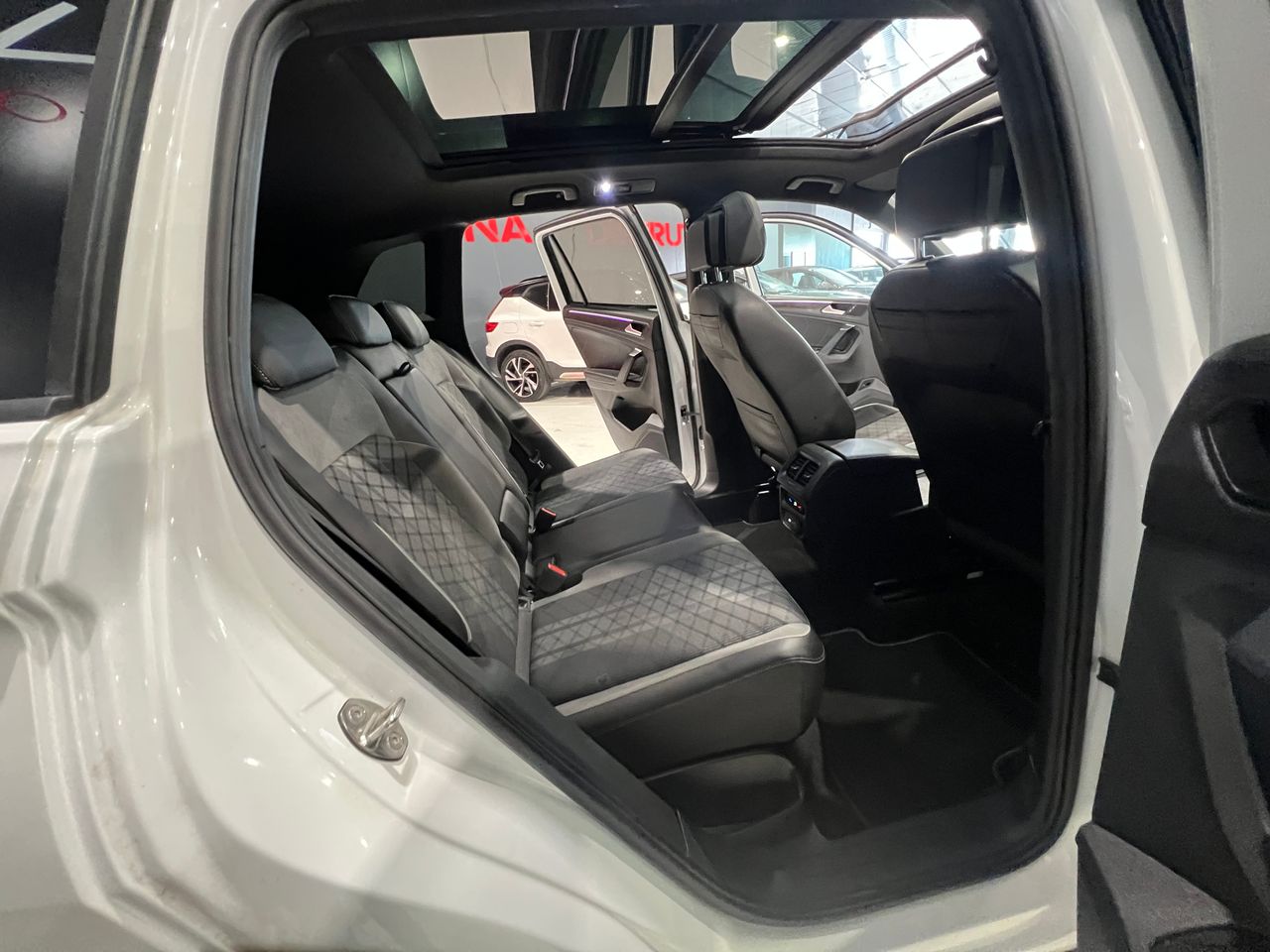 Foto Volkswagen Tiguan 15
