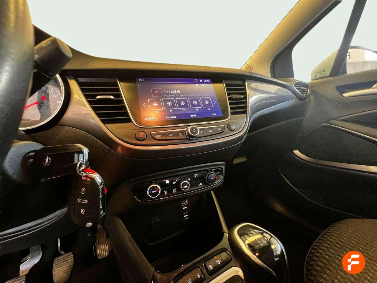 Foto Opel Crossland X 15