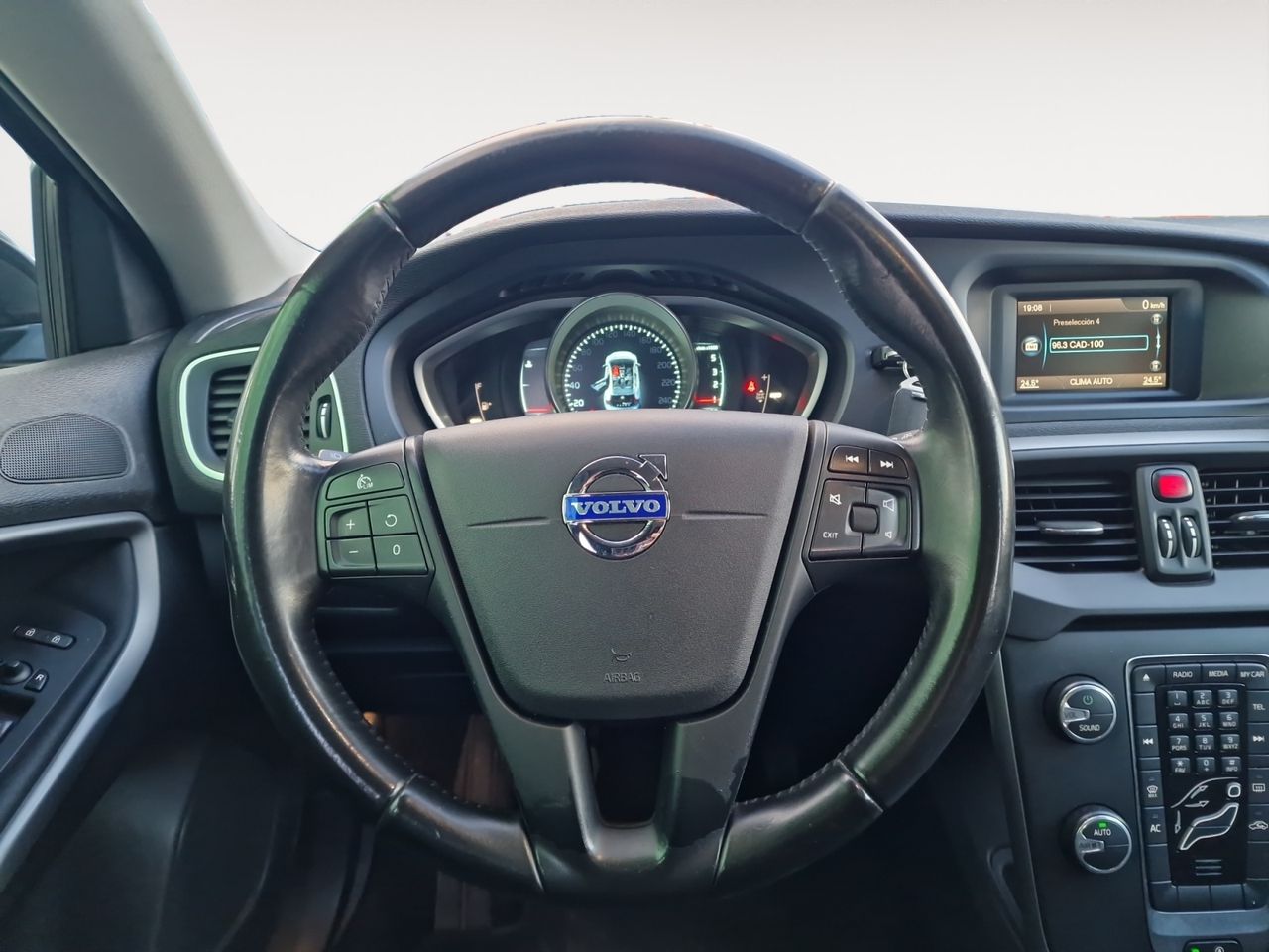 Foto Volvo V40 9