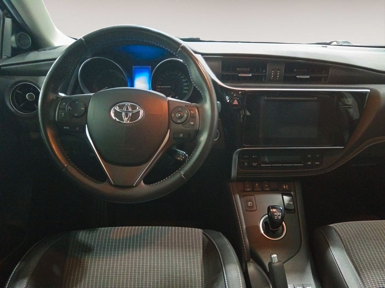 Foto Toyota Auris 6