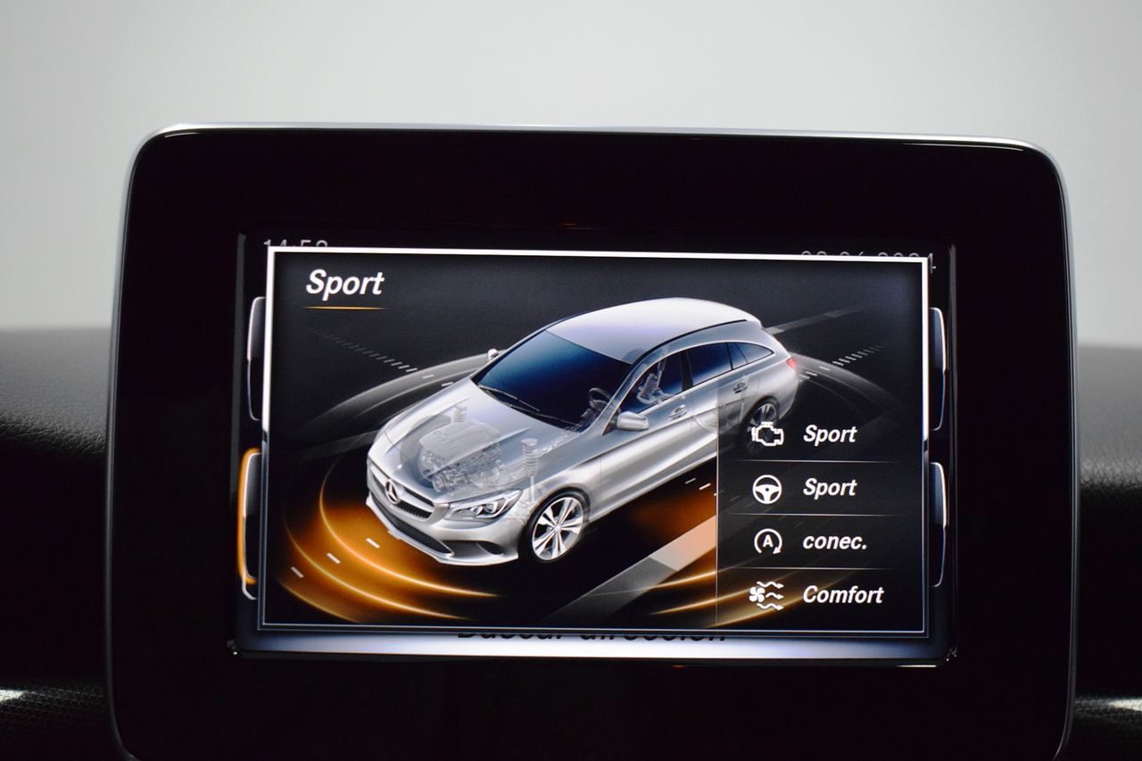 Foto Mercedes-Benz Clase CLA 43