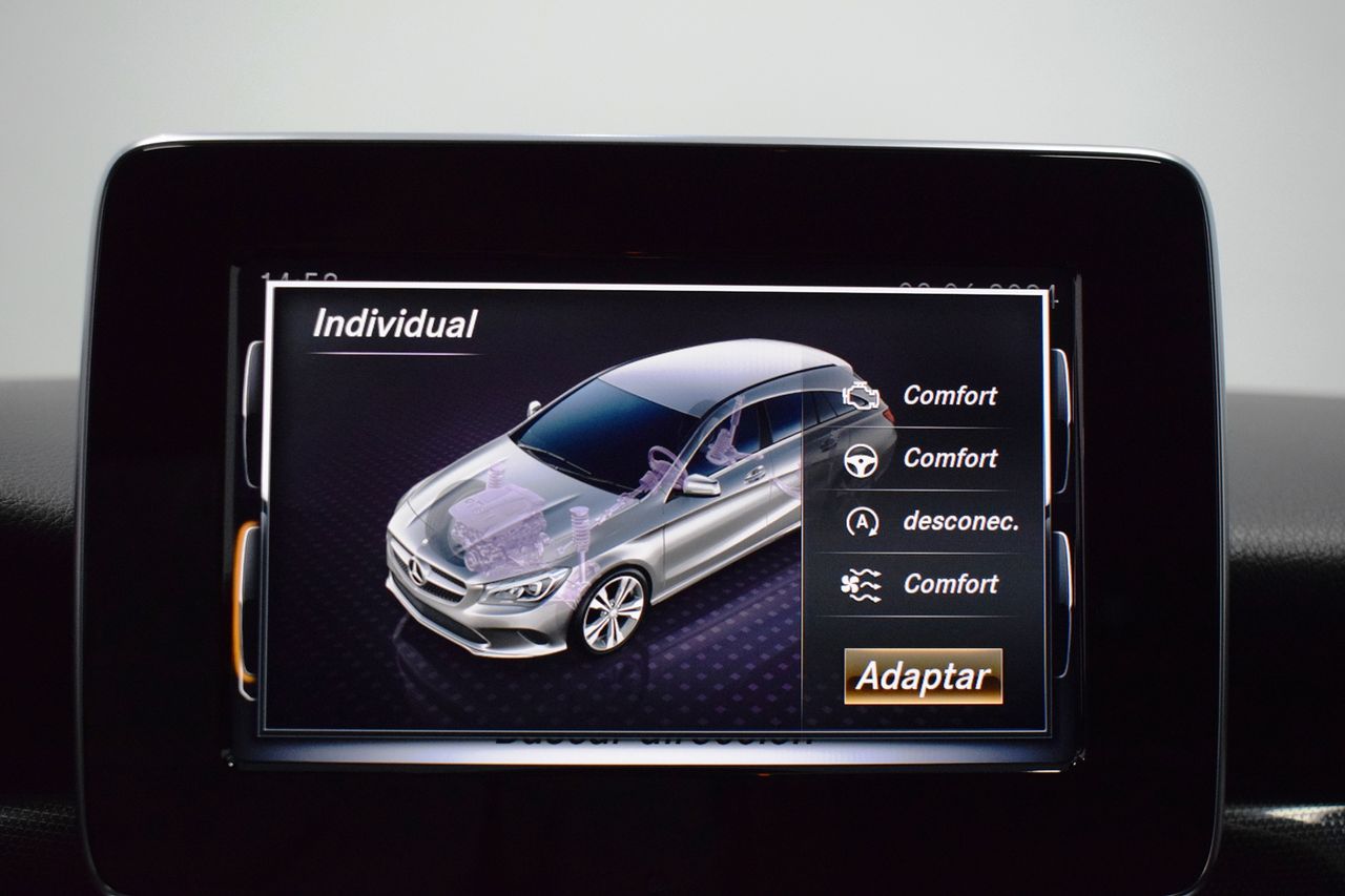 Foto Mercedes-Benz Clase CLA 44