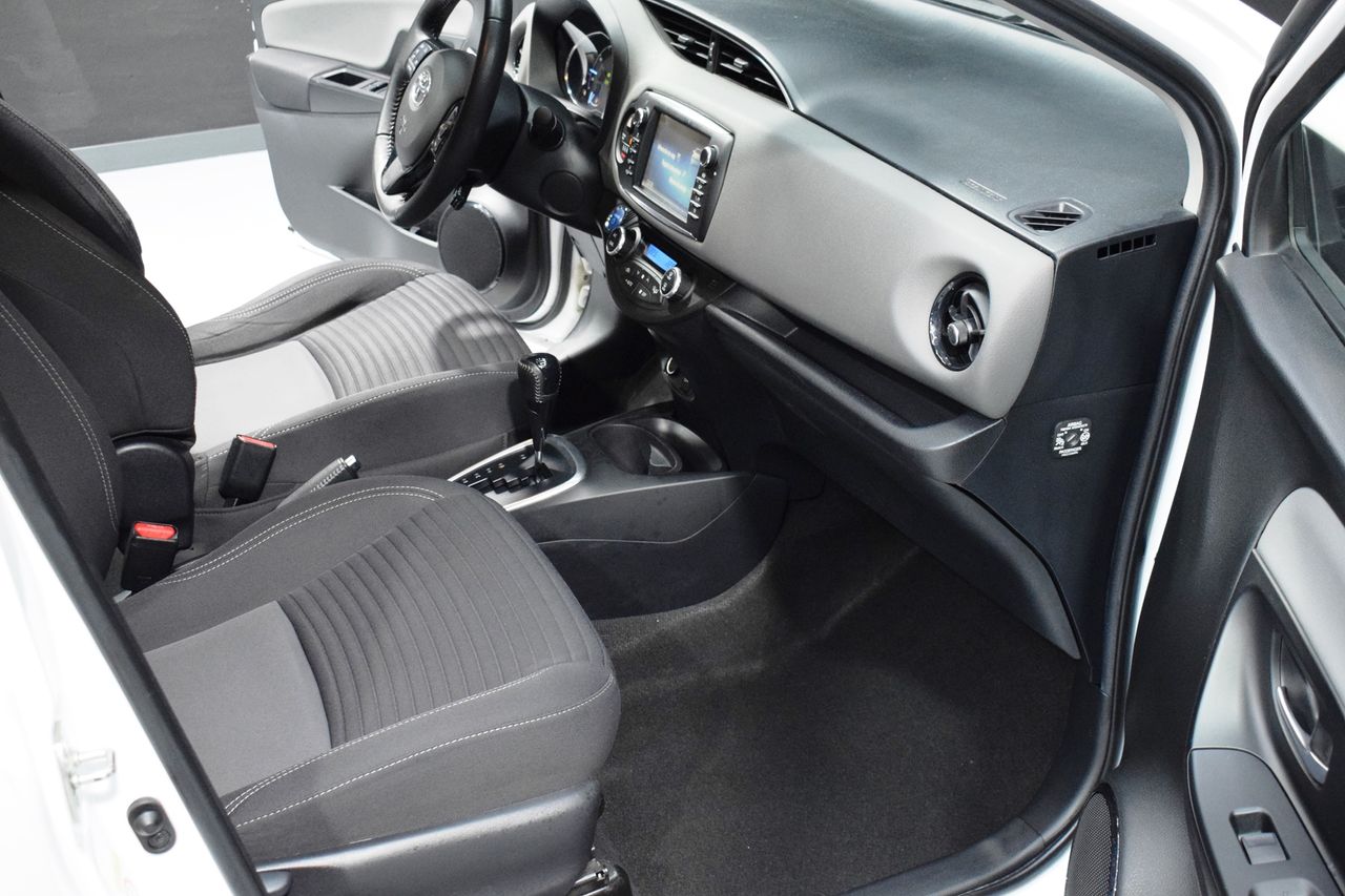 Foto Toyota Yaris 10