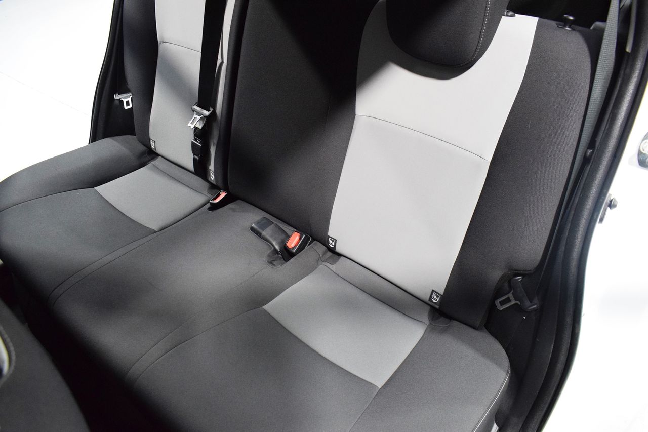 Foto Toyota Yaris 13