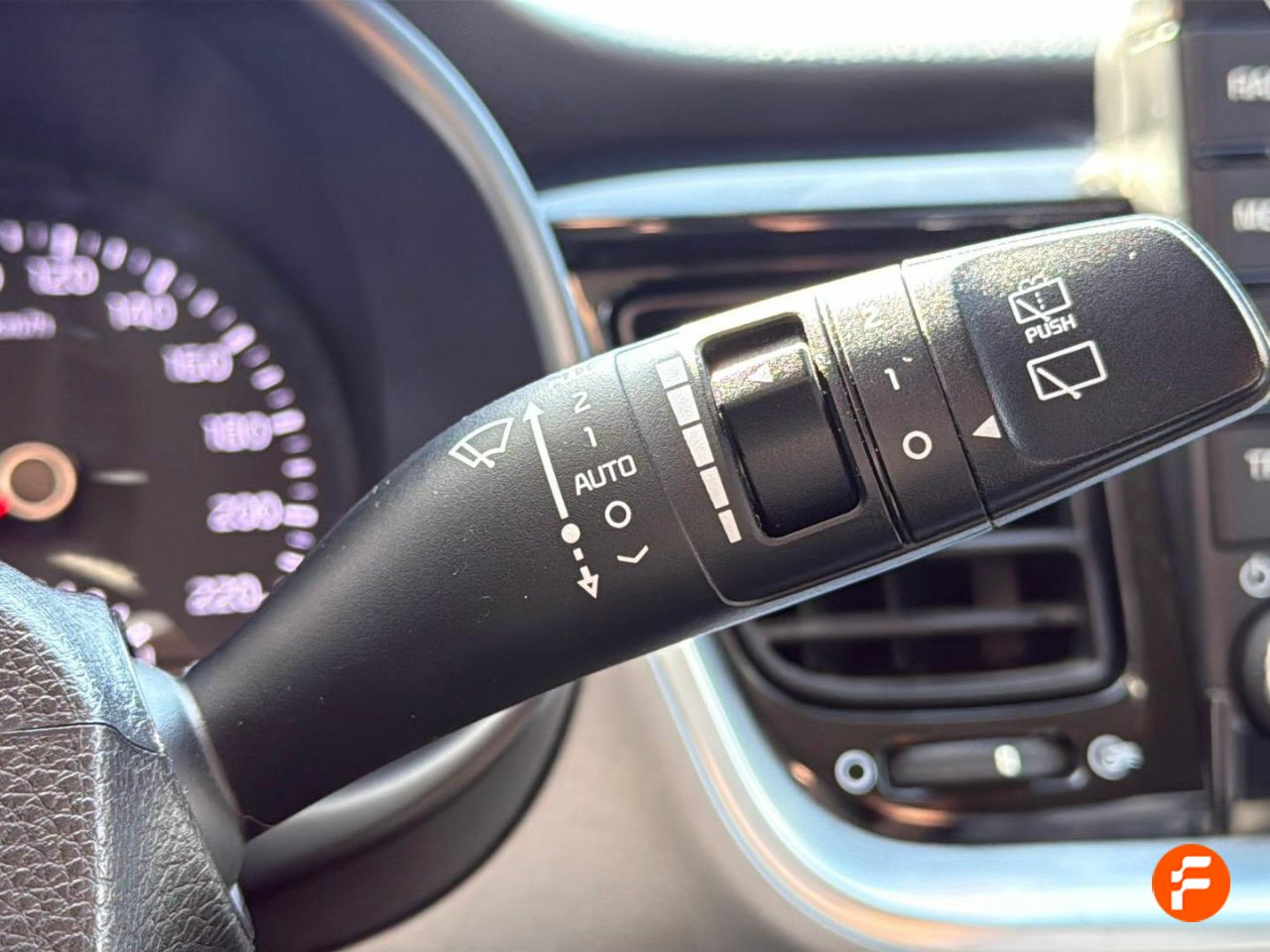 Foto Kia Stonic 19