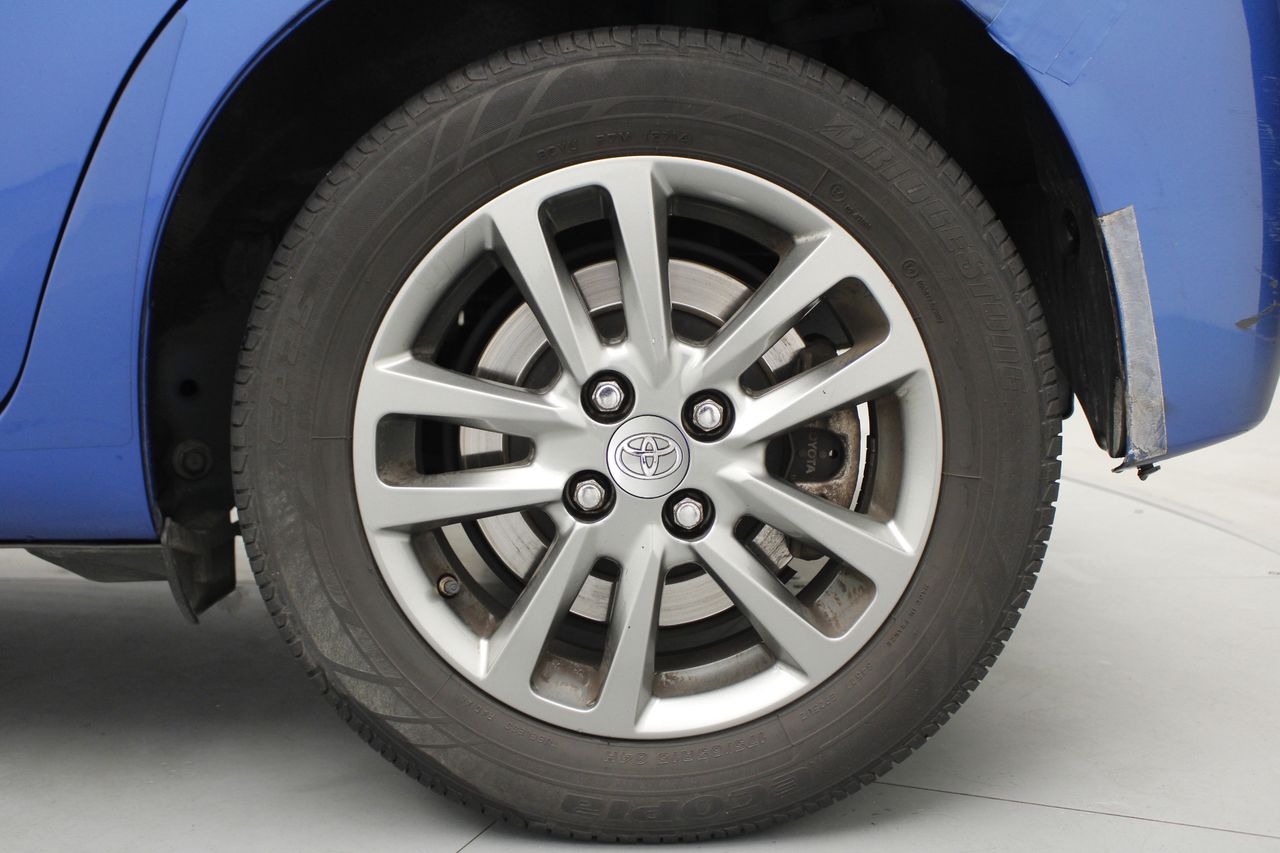 Foto Toyota Yaris 5