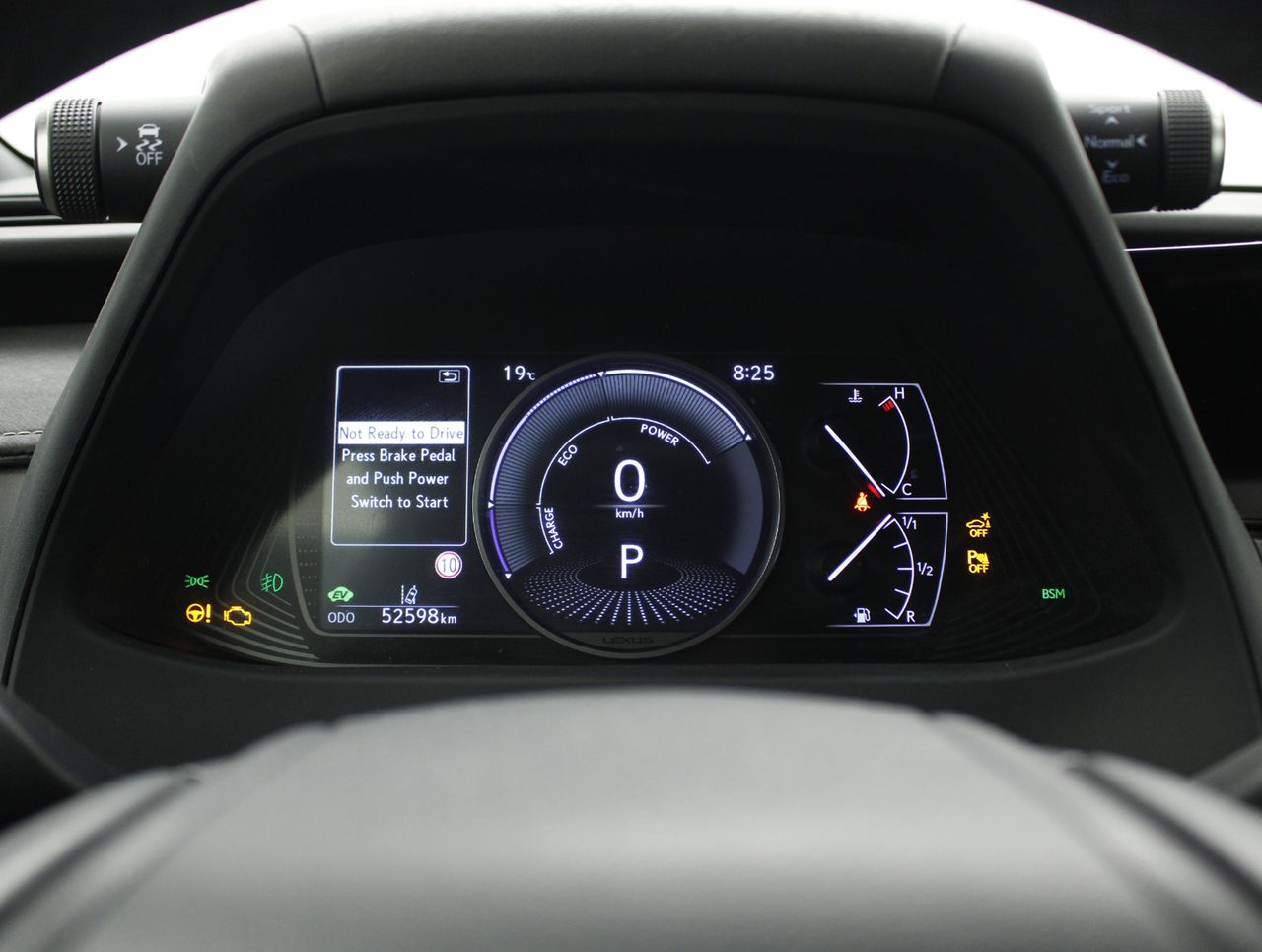 Foto Lexus UX 9