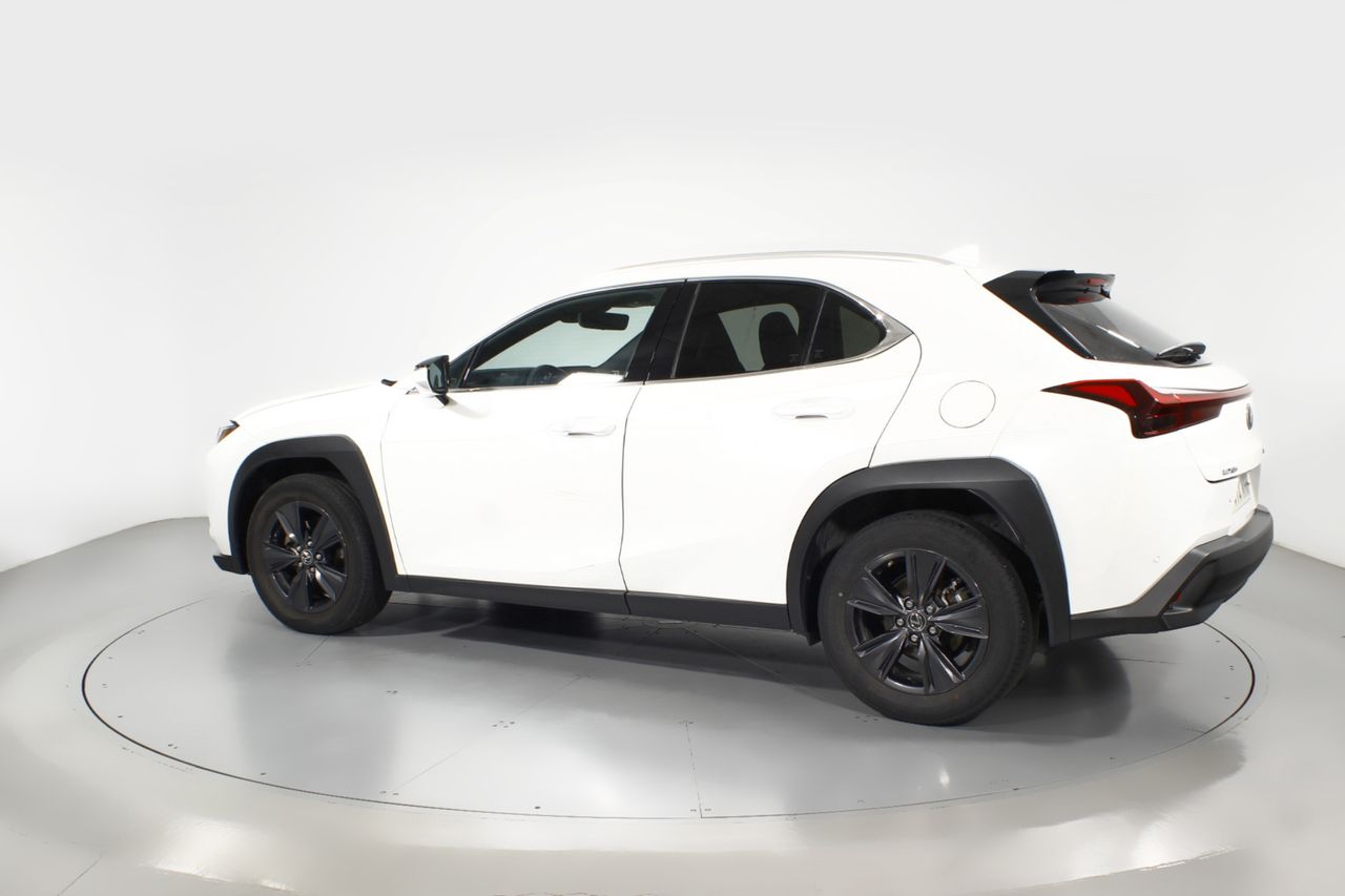 Foto Lexus UX 18