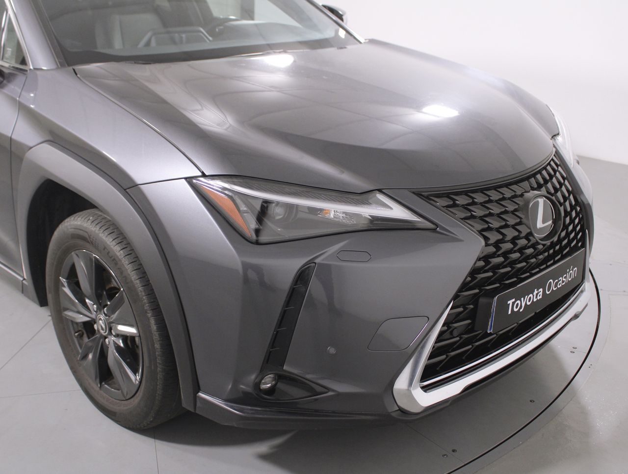 Foto Lexus UX 16
