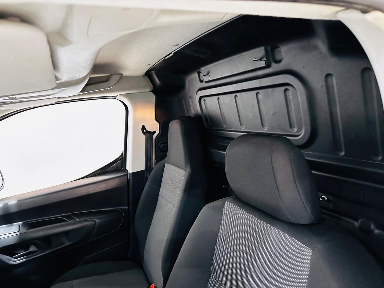 Foto Citroën Berlingo 14