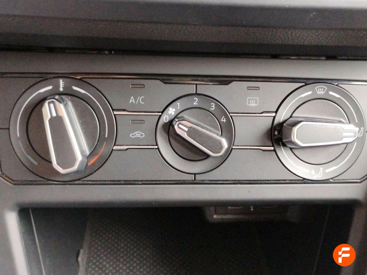 Foto Volkswagen Polo 17