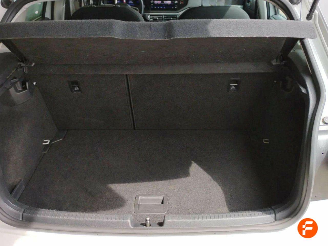 Foto Volkswagen Polo 24