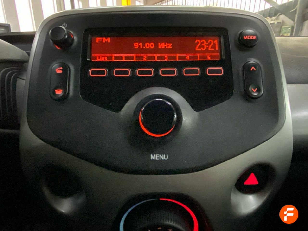 Foto Peugeot 108 14