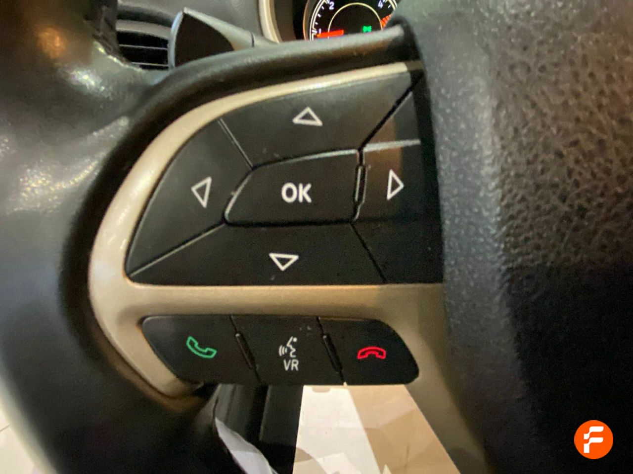 Foto Jeep Cherokee 16
