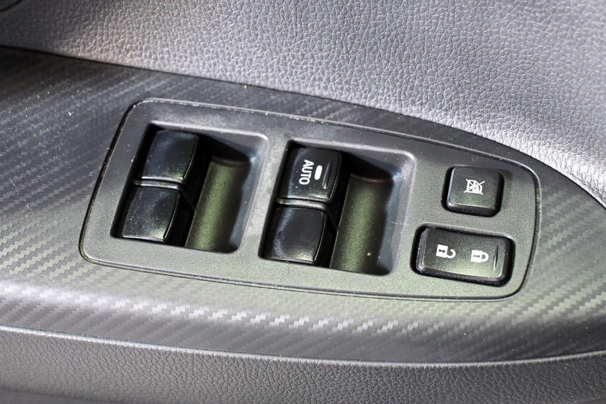 Foto Mitsubishi Eclipse Cross 27