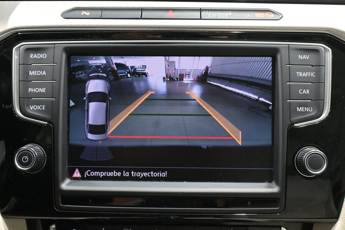 Foto Volkswagen Passat 16
