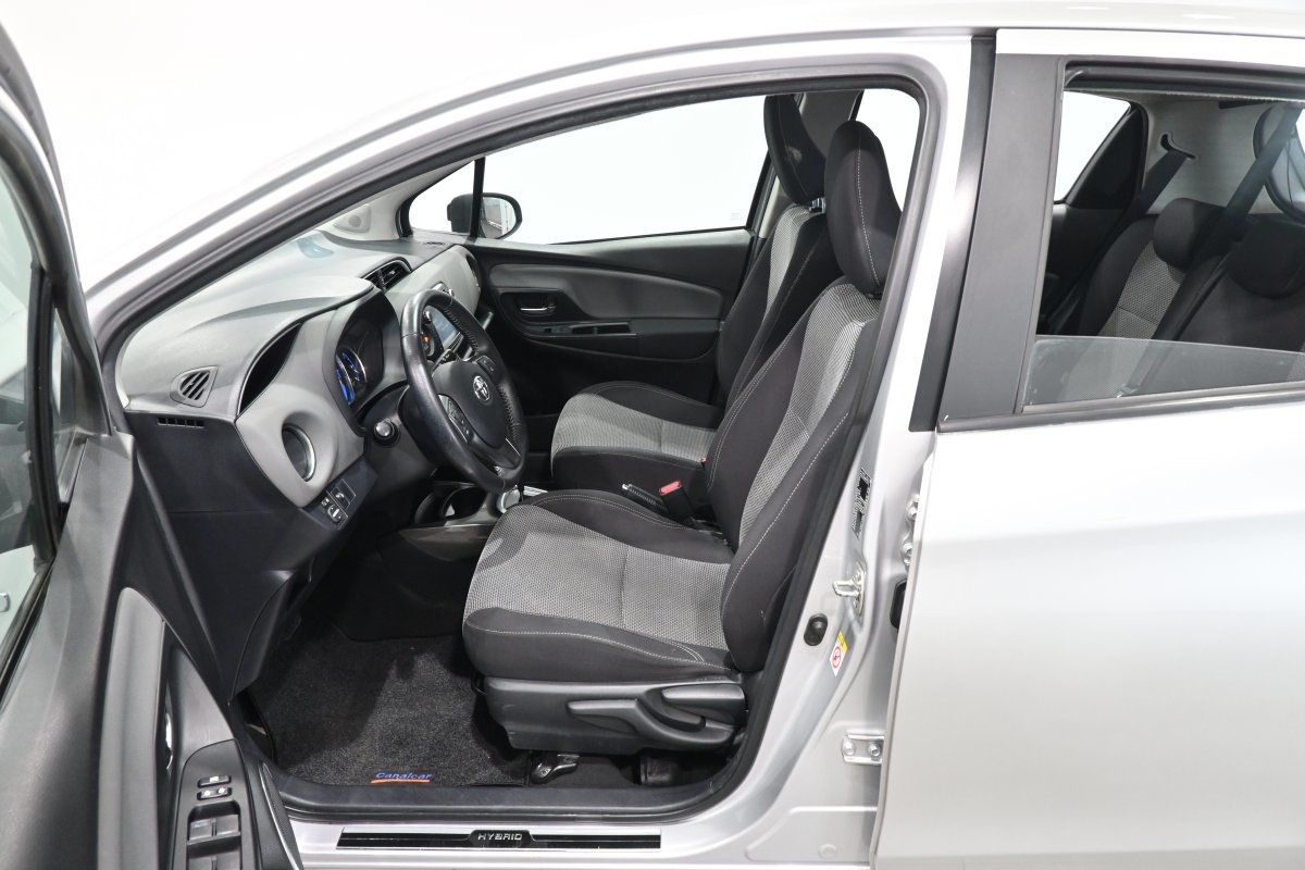 Foto Toyota Yaris 9