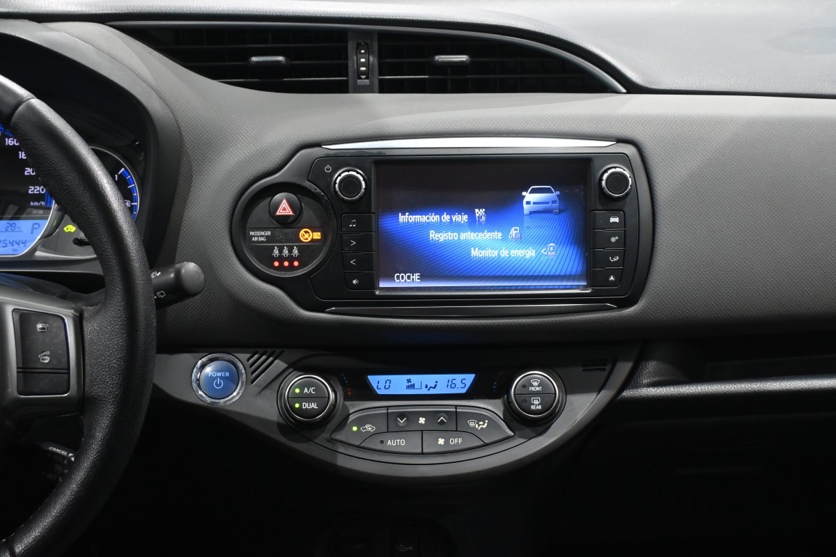 Foto Toyota Yaris 13